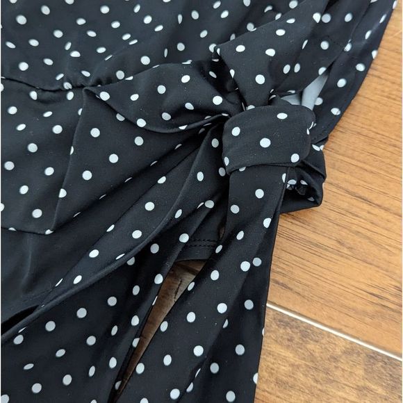 Polka dot Blouson swimsuit Med - Picture 7 of 10